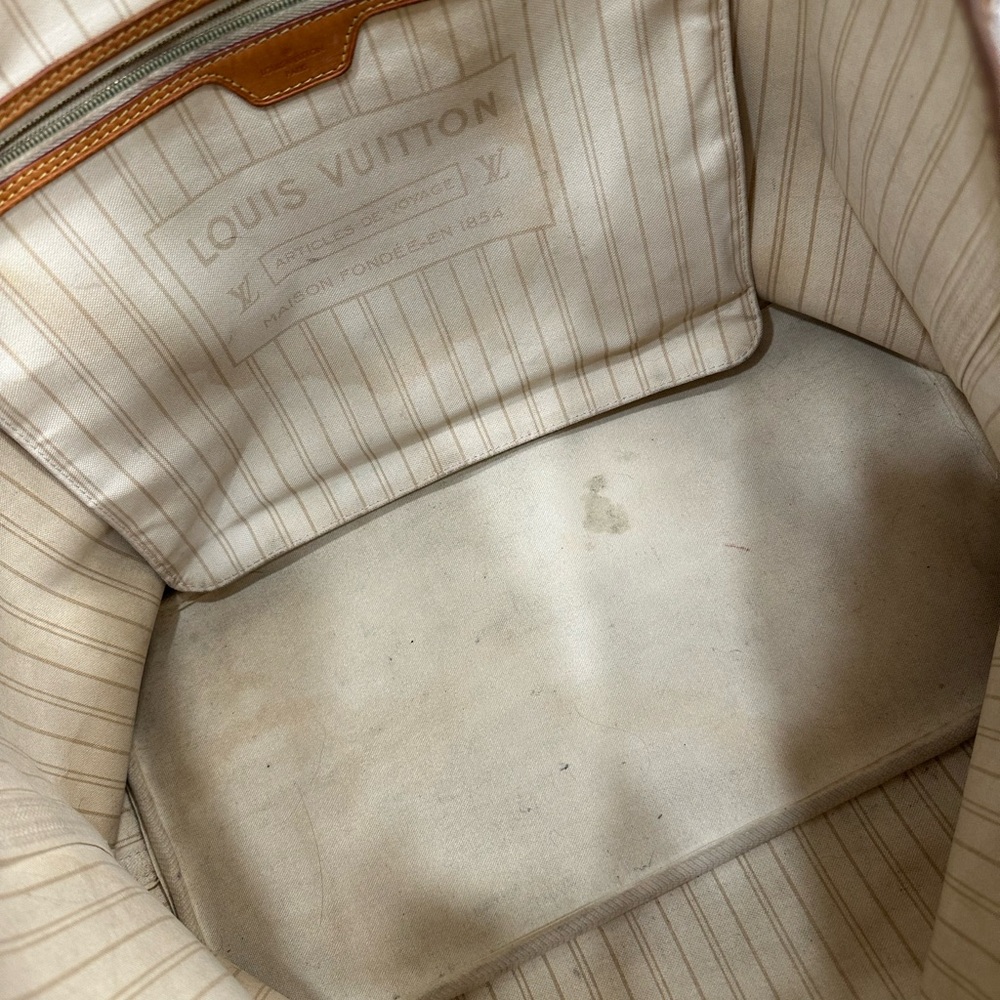Louis Vuitton Large GM Tote Bag. Authentic Guarantee - Picture 9 of 9